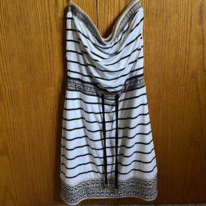 White House Black Market Strapless Dress